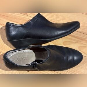 ECCO sculptured wedge women’s size 39 (8/8.5) ankles boots